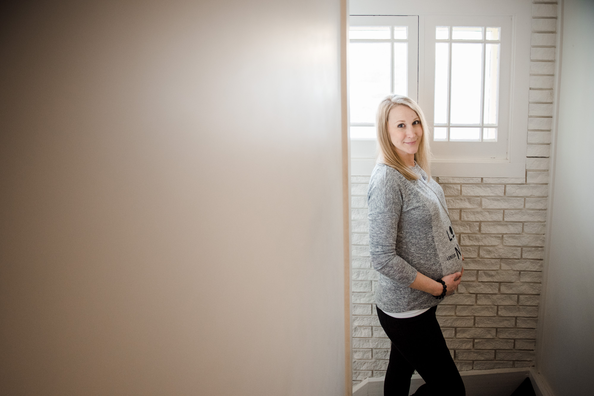 Casual maternity photo session at Little Brick Cafe in Edmonton, Alberta