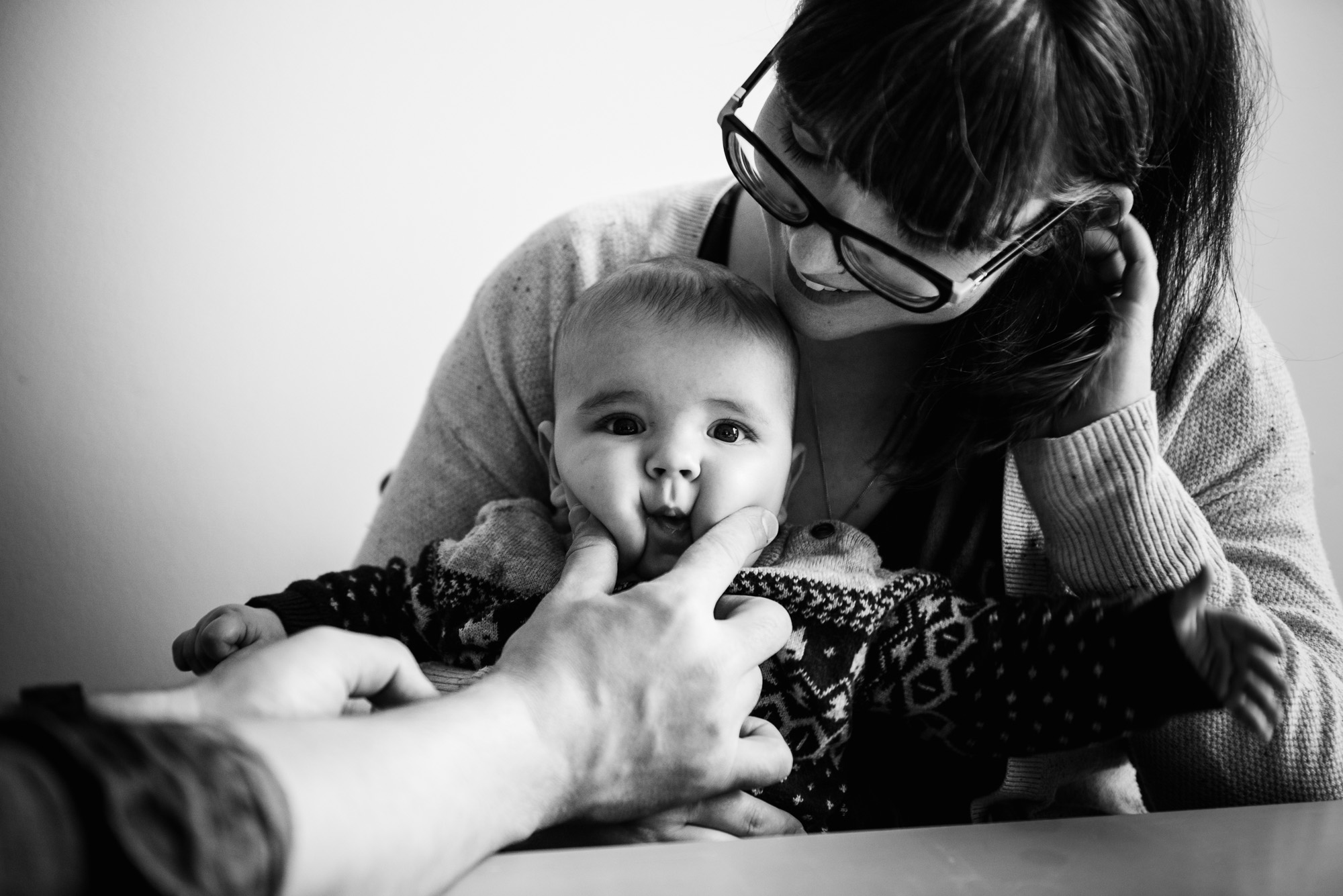 Squishy baby cheeks by Fort Saskatchewan family photographer Fiddle Leaf Photogarphy