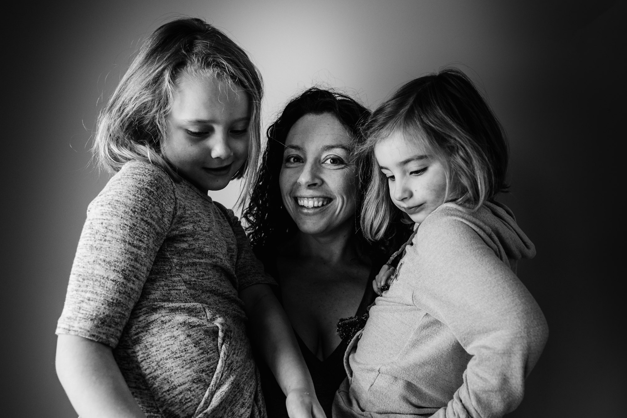 Motherhood self portrait Edmonton. Kelly of Fiddle Leaf Photography with her two daugthers