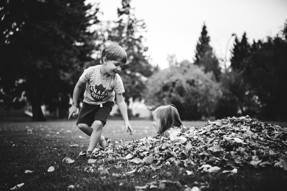 Red Deer Family Photographer. www.fiddle-leaf.com-1