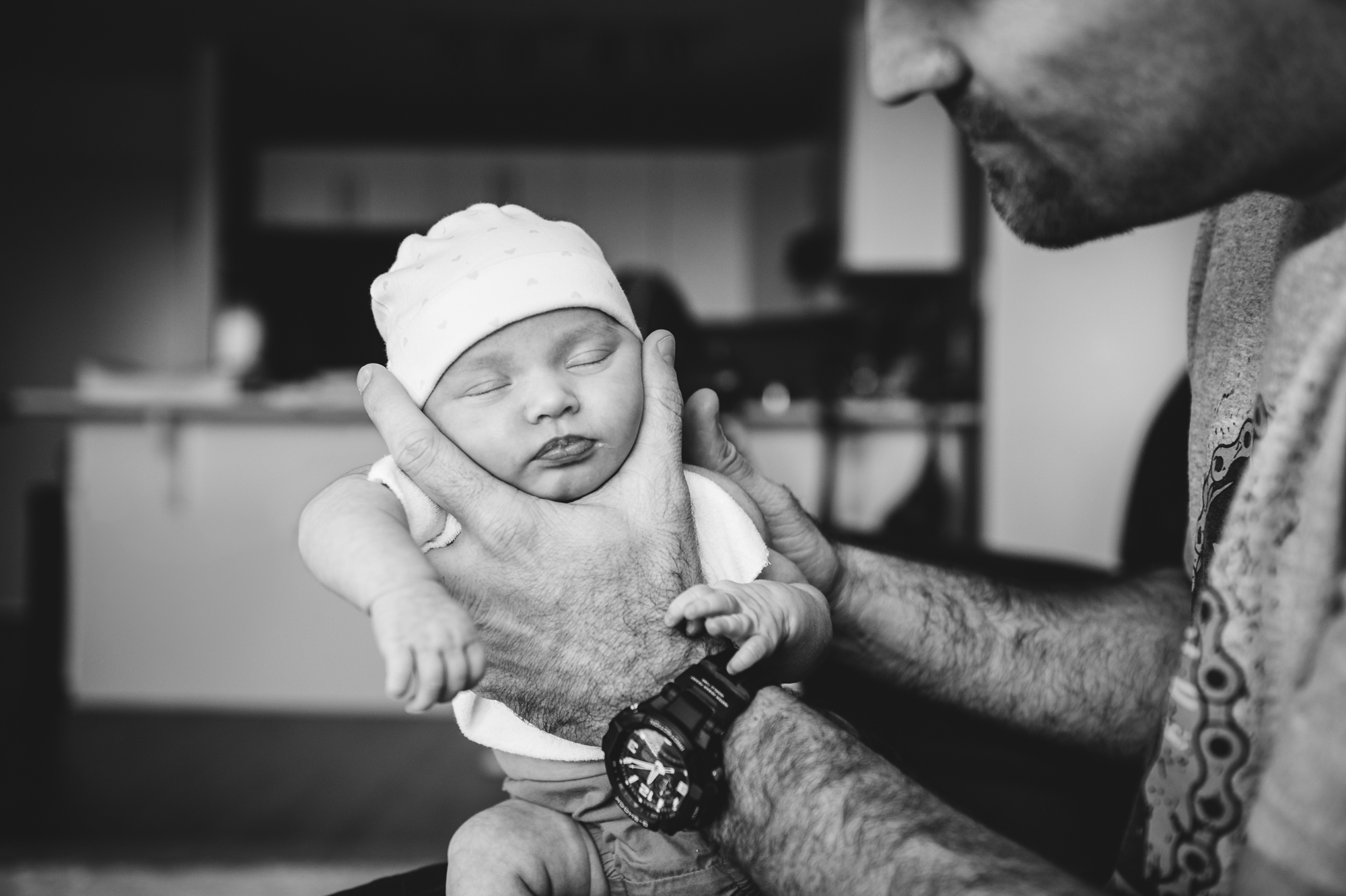 Sherwood Park Photographer. Taking Newborn photos in a small condo
